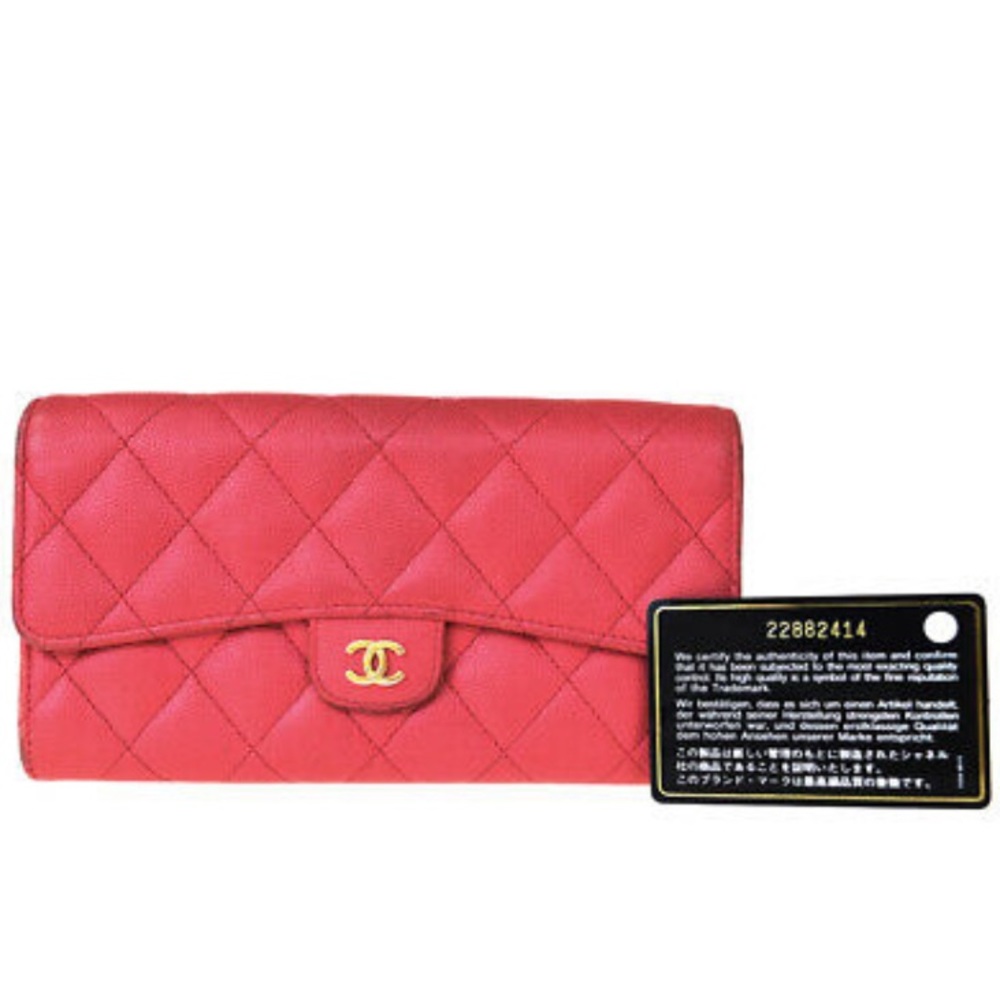 🔴SOLD🔴CHANEL Caviar bifold long wallet